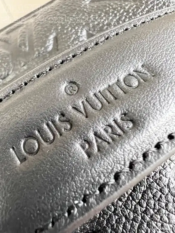 FS CHEAP LOUIS VUITTON BAG-24*13*13CM TOILETRY 0626
